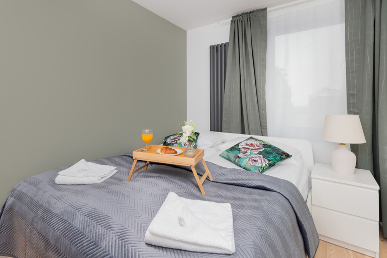 Bedroom 3, Apartment Gdańsk With Balcony by Renters, Gdańsk City