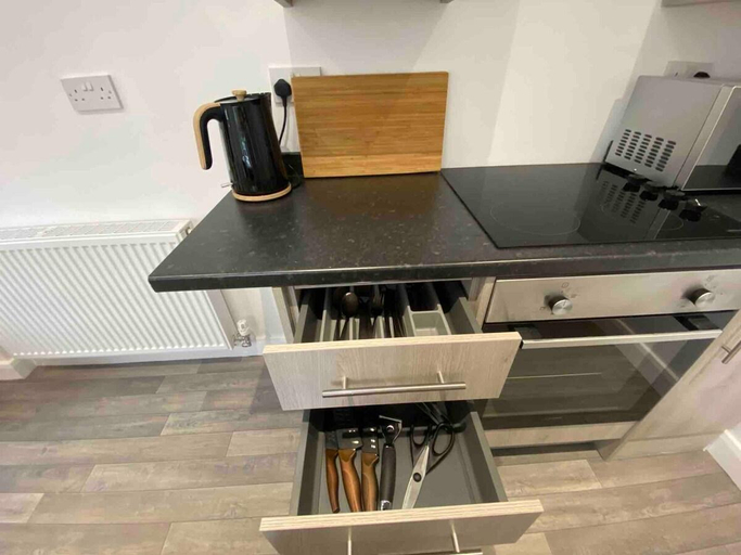 Others 3, Silver Stag Properties, Self-Contained Suite, Leicestershire