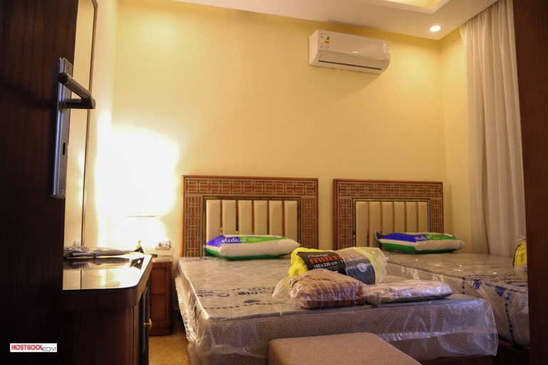 Bedroom 4, Hostgool Beach Chalets Mirage Bay Resort & aqua park, Safaja