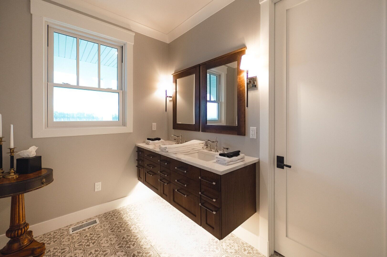Bathroom 3, Yuba Vineyards, Grand Traverse