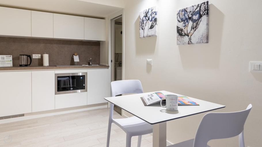 Room 4, Italianway - The B Village Superior - 53, Milano