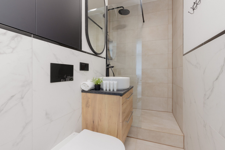 Bathroom, Warsaw Apartment With a View by Renters, Warsaw