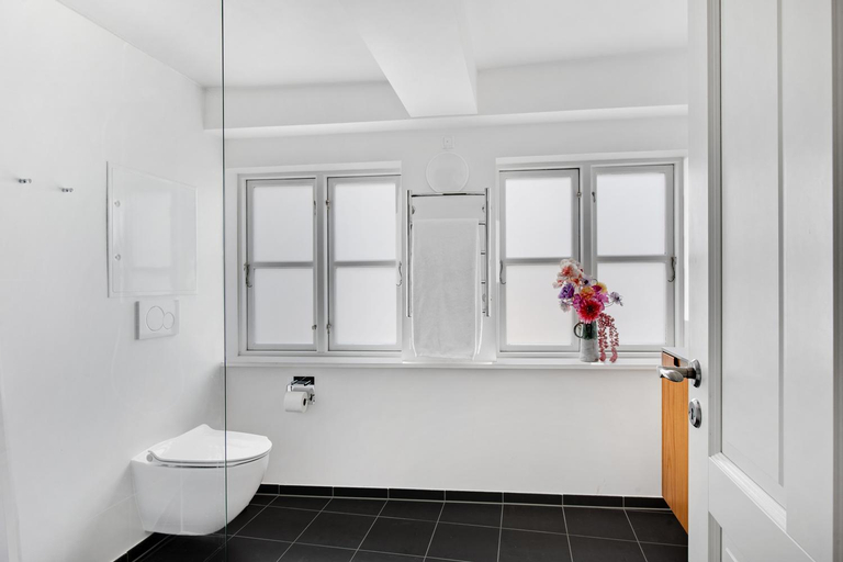 Bathroom 3, Spacious bright apartment with a balcony in the center of Copenhagen, Copenhagen