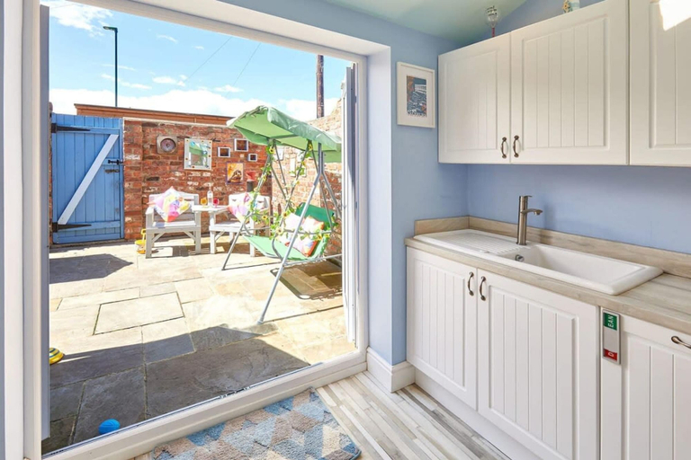 Room 3, Host Stay The Beach House, Redcar and Cleveland