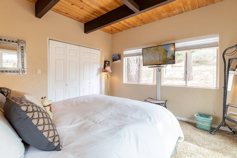 Bedroom 16
