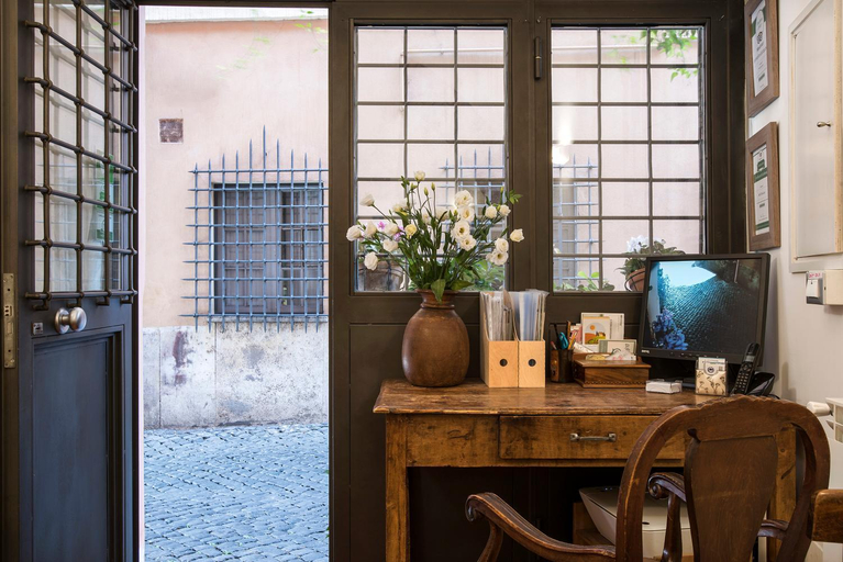 Public Area 3, B&B Arco Del Lauro, Rome