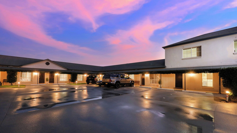 Exterior & Views 4, Breakout Motor Inn, Cowra