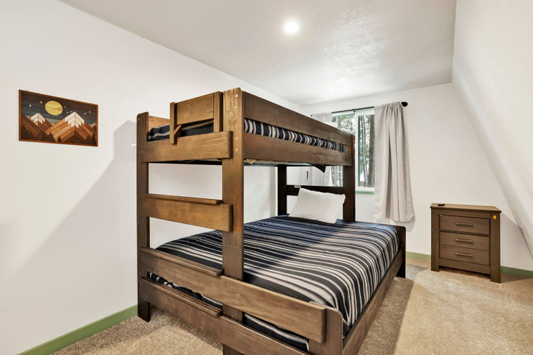 Bedroom 3, Midnight Pines #2424, San Bernardino