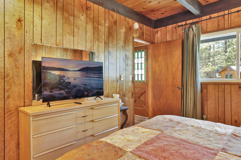 Bedroom 13