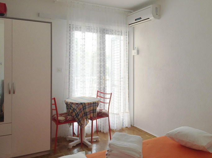 Others 5, Apartments Majda, Omiš