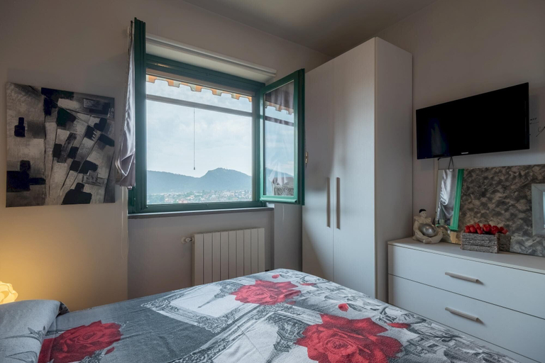 Others 5, Casa Cristy in Sarnico, Bergamo