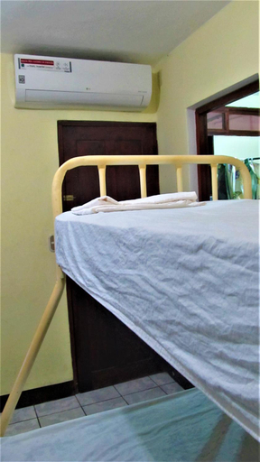 Others 4, AC Room 4 Persons Hospedaje Don Wilfredo, Tola