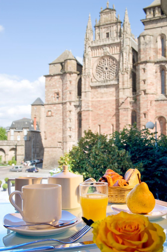 Food & Drinks 5, Mercure Rodez Cathédrale & Résidence managed by Mercure Rodez, Aveyron