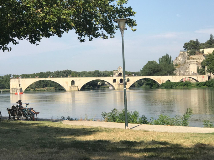 Others 5, Confortable villa de vacances entre Nimes, le Pont du Gard, Uzes, Arles, Avignon, Gard