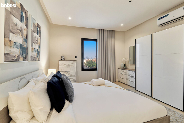 Bedroom 3, bnbmehomes-Top APT nr Kingdom Tower-B11, Riyadh