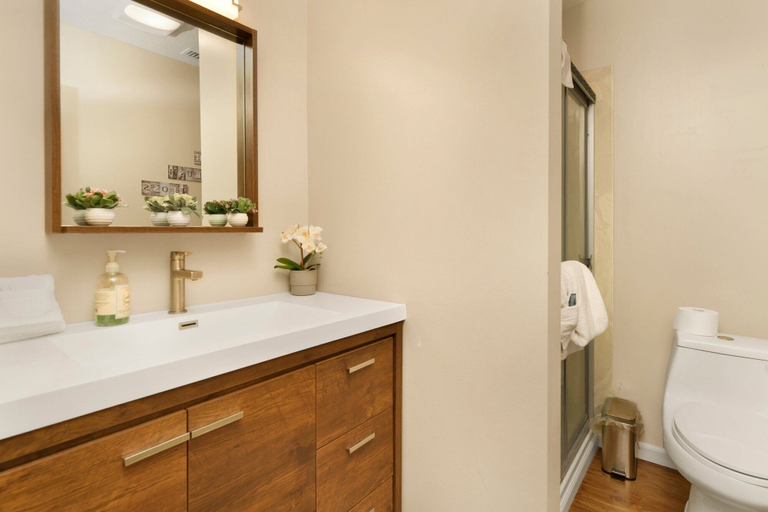 Bathroom 4, Whispering Forest Chalet #2169, San Bernardino