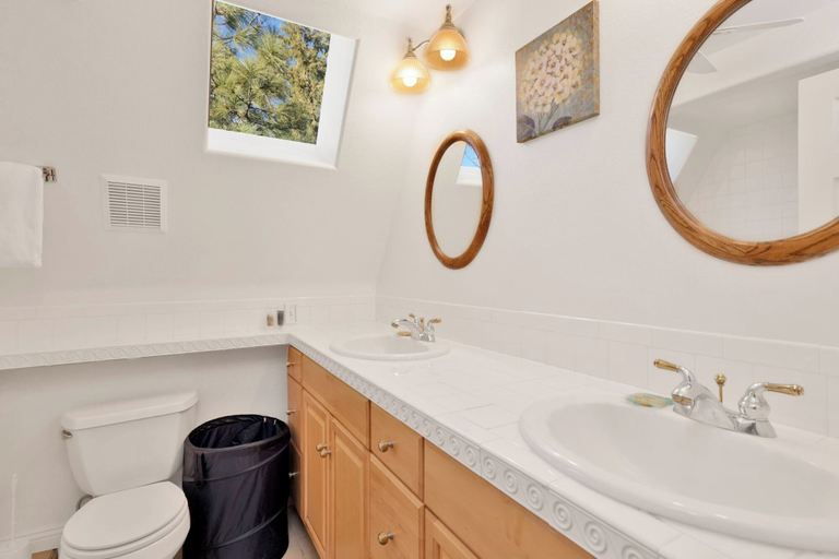 Bathroom 4, THE Pyramid IN BIG Bear #2124, San Bernardino