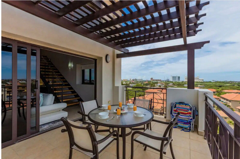 Others 5, Top Floor Corner Condo w Amazing Views 2BR 3BA