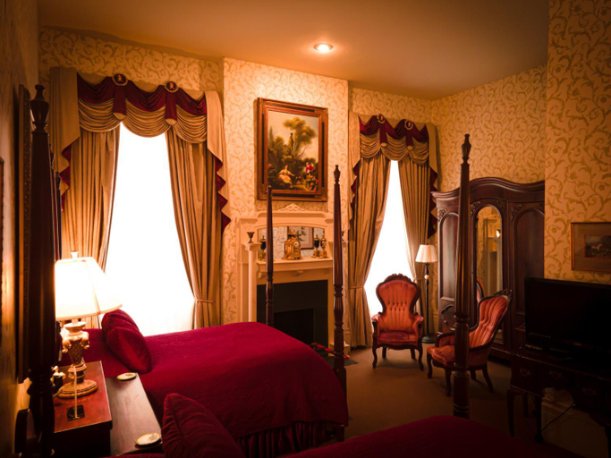 Bedroom 25