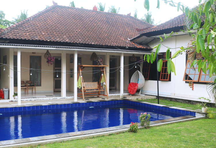 Swimming Pool 1