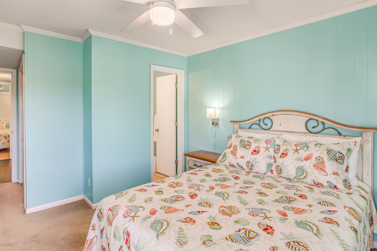 Bedroom 4, Ocean-View Balcony! Myrtle Beach 3rd-Floor Retreat, Horry
