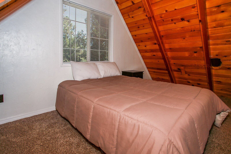 Bedroom 3, Palms TO Pines #1877, San Bernardino