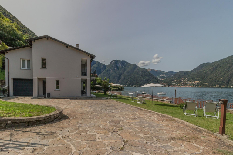Room 4, Ninfea Apartments by Wonderful Italy - Arctic, Como
