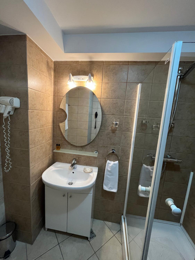Bathroom 3, Hotel Michelangelo, Municipiul Bucuresti