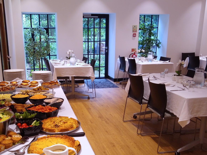 Food & Drinks 4, Theodore House, Lancashire