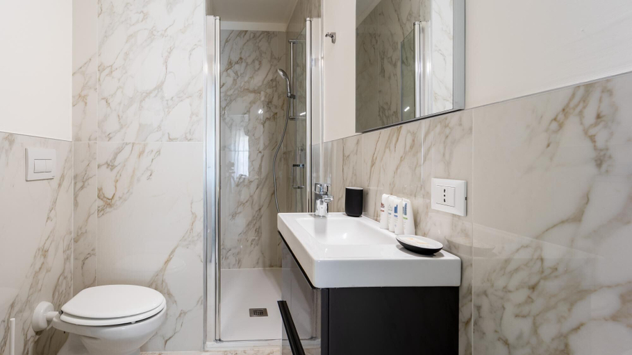 Room 4, Italianway - The B Village Superior - 44, Milano