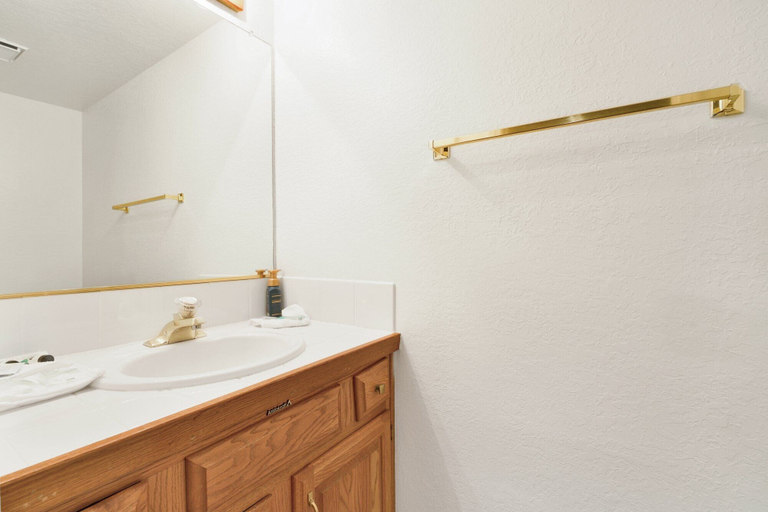 Bathroom 4, Bear Golf INN #1218, San Bernardino