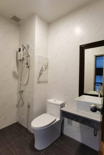 Bathroom 3, CHALALAI HOTEL KRABI, Nua Khlong