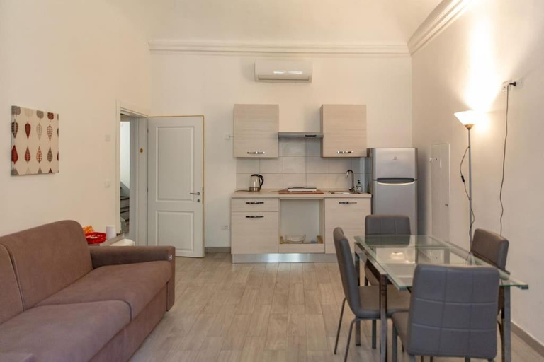 Others 5, Beautiful Apartment In Quite Area, Florence