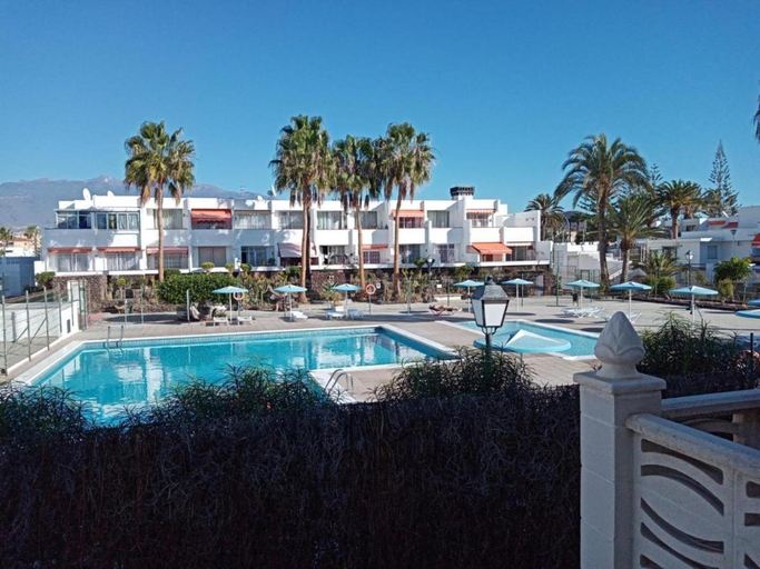 Sport & Beauty 3, Studio-appartement EL CHAPARRAL con hermosa vista y piscina, Santa Cruz de Tenerife