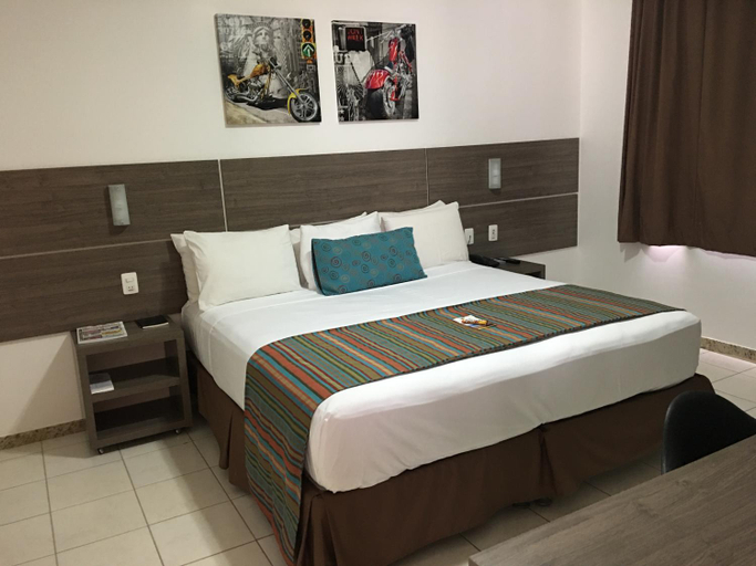Bedroom 2, Solar Hotel Luis Eduardo Magalhaes, Barreiras