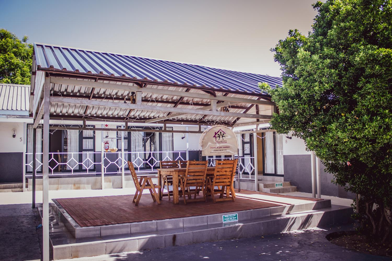 Others 4, Daughters Guest house (The), Thabo Mofutsanyane