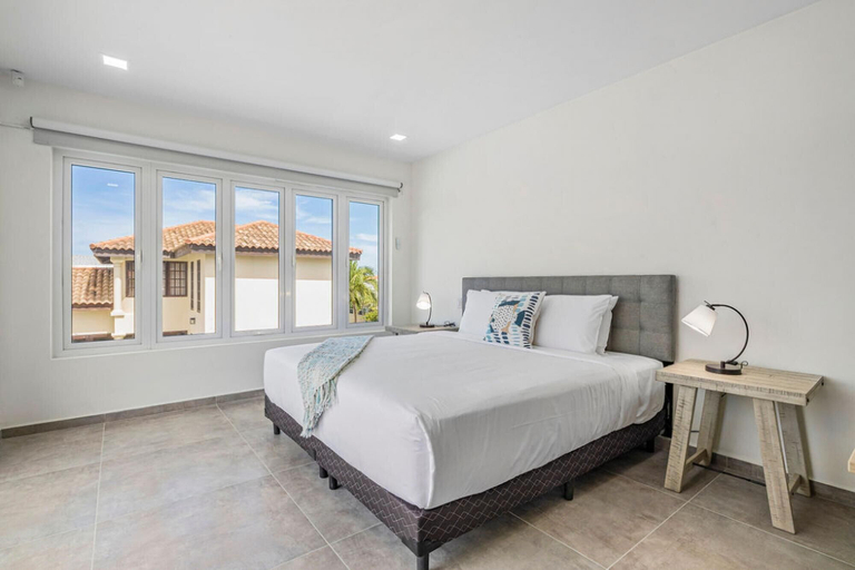 Bedroom 3, NEW 6 Bedroom Villa 2min Eagle Beach Palm Beach