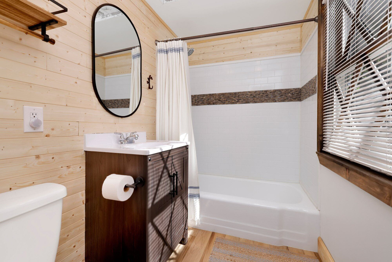 Bathroom, Cozy FOX #2035, San Bernardino
