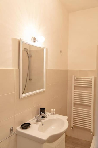Others 2, Beautiful Apartment In Quite Area, Florence