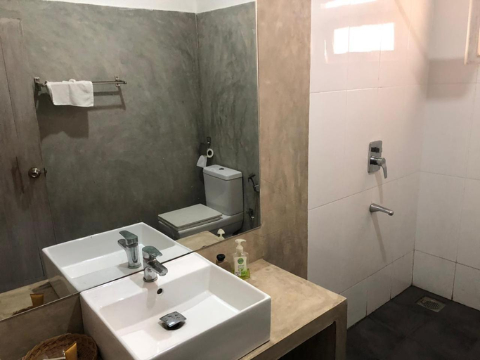 4, The Beach House, Balapitiya