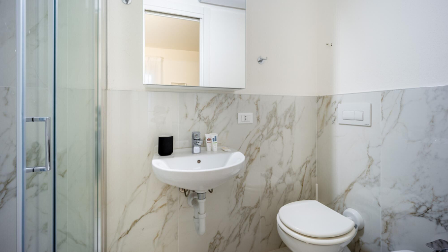 Room 4, Italianway - The B Village Standard - A11, Milano