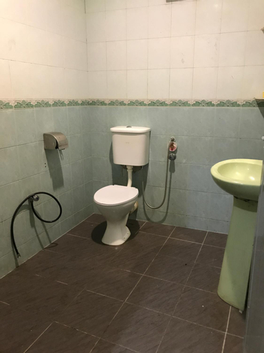 Bathroom 8