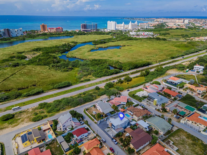 Others 5, NEW 6 Bedroom Villa 2min Eagle Beach Palm Beach