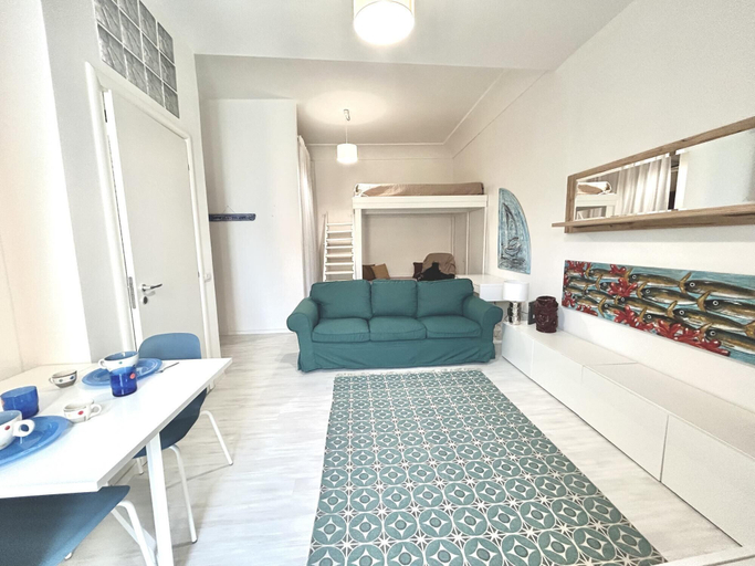 Room 4, Medea Smart Apartment, Syracuse
