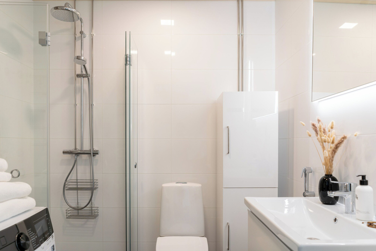Bathroom 4, Modern Haven in Downtown Tampere, Pirkanmaa
