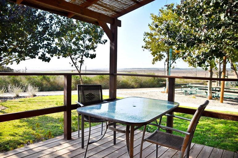 Others 3, Gan Hakramim Country Lodging