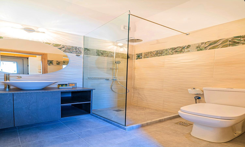 Bathroom 3, Akalli Villa, Crete