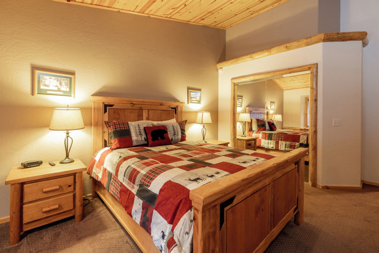 Bedroom 12