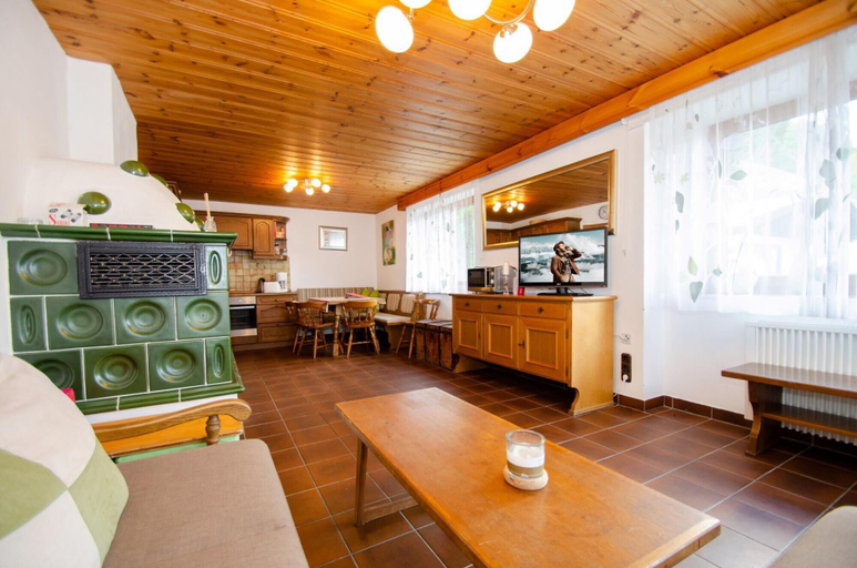 Room 4, Budget Chalet Alpine - Apartment A, Zell am See