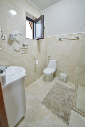 Bathroom 2, Lux Villas Zabljak